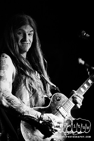 Saviours in concert
