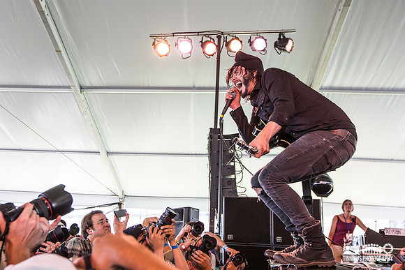 Reignwolf in concert