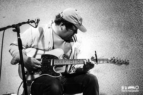 Jake Xerxes Fussell in concert