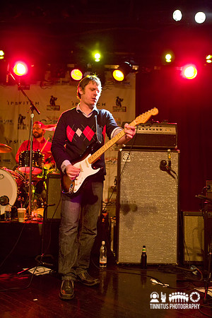 Mike Gent performs at the Hot Stove/Cool Music charity event