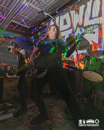 Howling Giant in concert