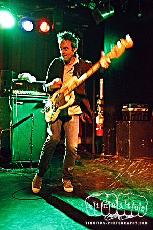 Mission of Burma in concert