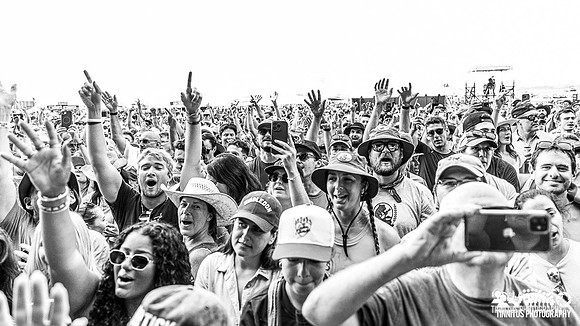 Luke Combs in concert