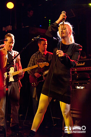 Bill Janovitz (left), Theo Epstein (center) and Kay Hanley (righ
