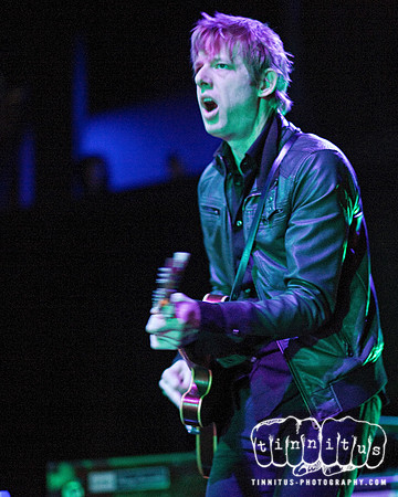 Spoon in concert