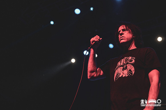 Negative Approach in concert