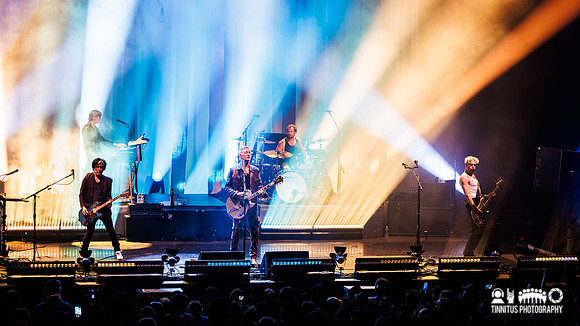 Queens of the Stone Age in concert