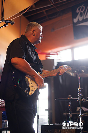 Teenage FBI in concert