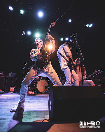 Redd Kross in concert