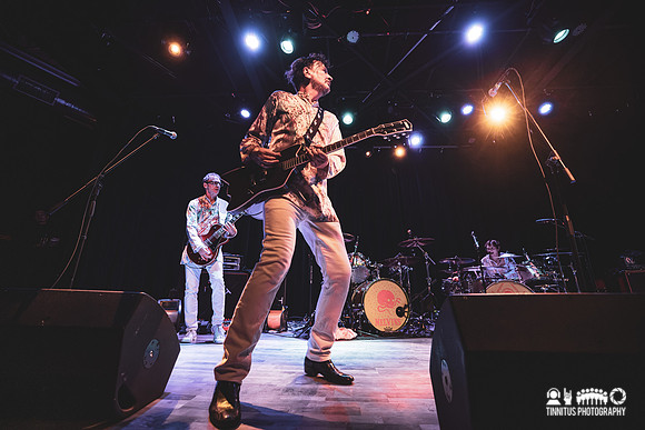 Redd Kross in concert