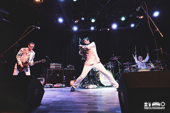 Redd Kross in concert