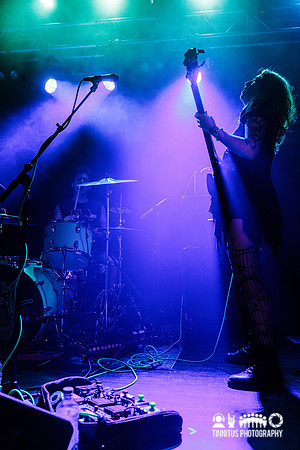 Frankie and the Witch Fingers in concert