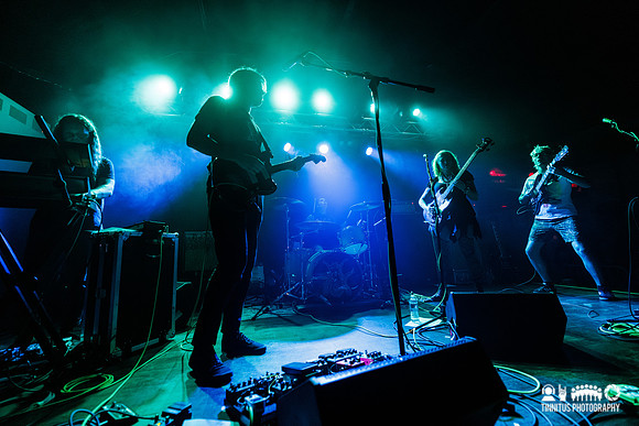 Frankie and the Witch Fingers in concert