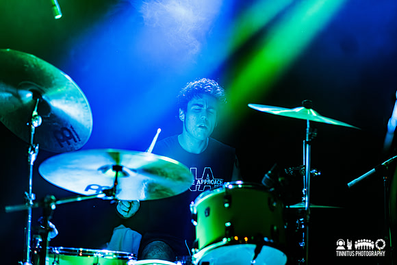 Frankie and the Witch Fingers in concert