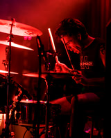 Frankie and the Witch Fingers in concert