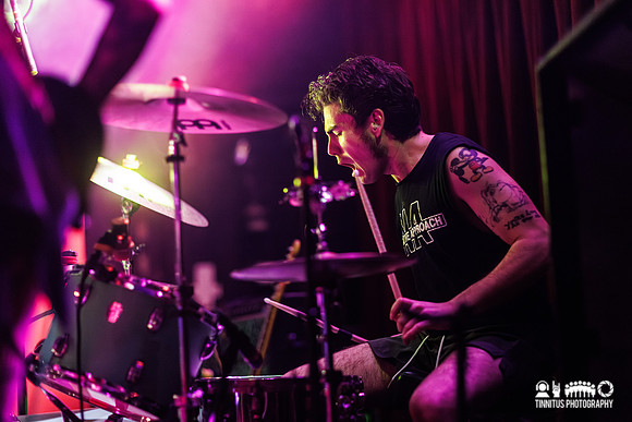 Frankie and the Witch Fingers in concert