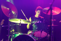 Frankie and the Witch Fingers in concert