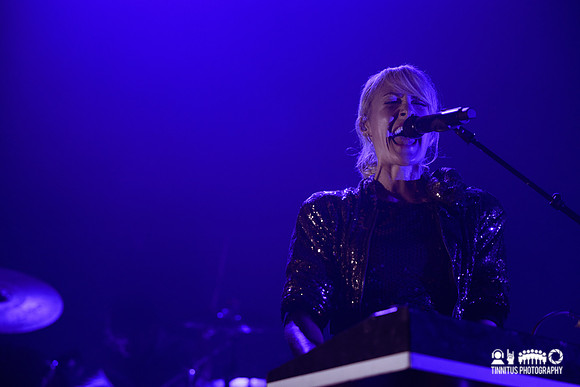 Metric in concert