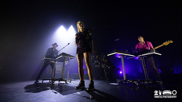 Metric in concert