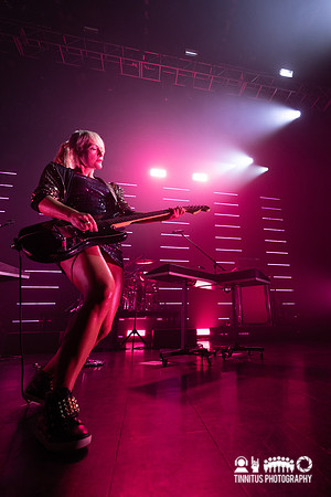 Metric in concert