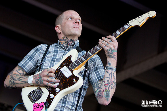 Thee Oh Sees play at ATP's I'll Be Your Mirror event.