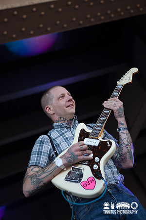 Thee Oh Sees play at ATP's I'll Be Your Mirror event.