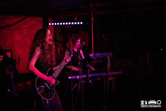 Dreadnought in concert
