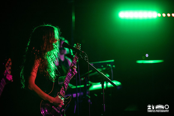 Dreadnought in concert