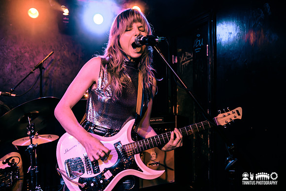 Earth Tongue in concert