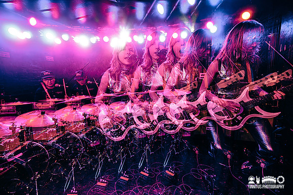 Earth Tongue in concert