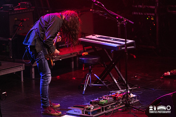 Kurt Vile and The Violators in concert