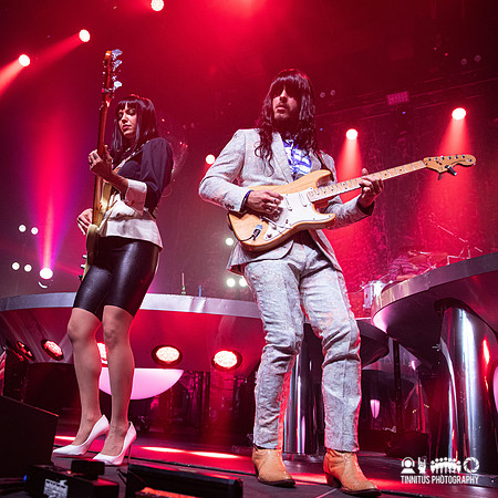 Khruangbin in concert