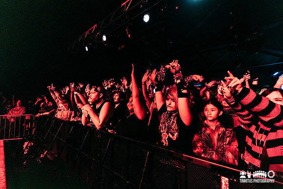 LustSickPuppy in concert
