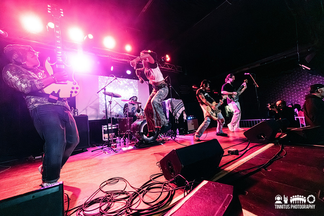 Pinkshift in concert