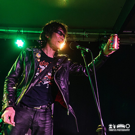 Guitar Wolf in concert
