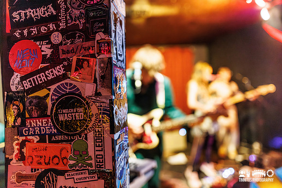 Speedy Ortiz in concert