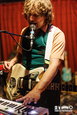 Speedy Ortiz in concert