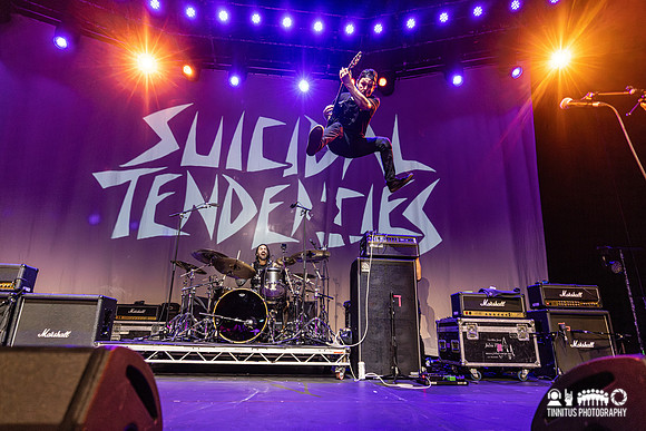 Suicidal Tendencies in concert