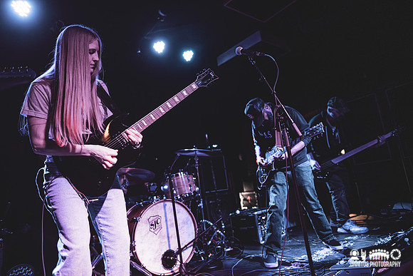 Hiroe in concert