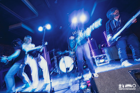 Hiroe in concert
