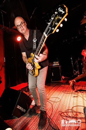 The Effigies in concert