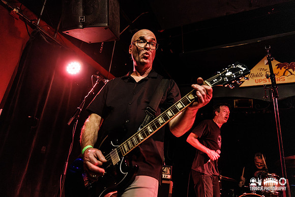 The Effigies in concert