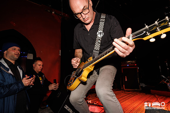 The Effigies in concert