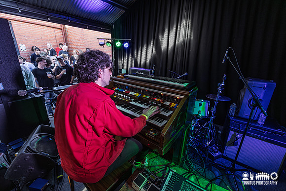 E Bobby G in concert