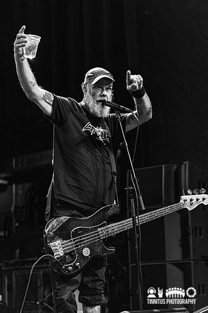 Weedeater in concert