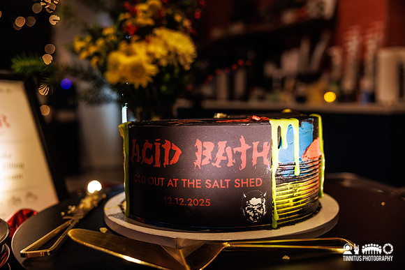 Acid Bath cake, backstage
