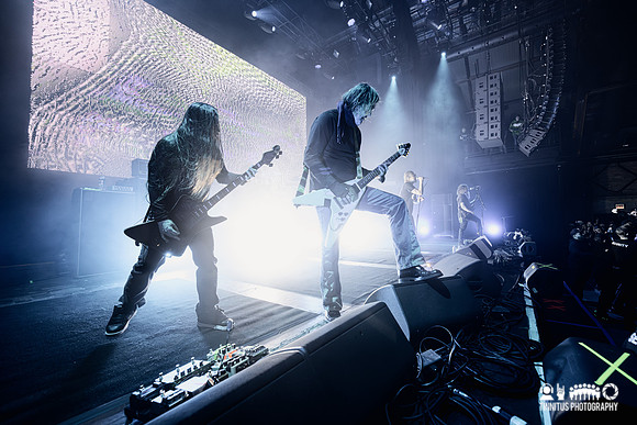 Acid Bath in concert