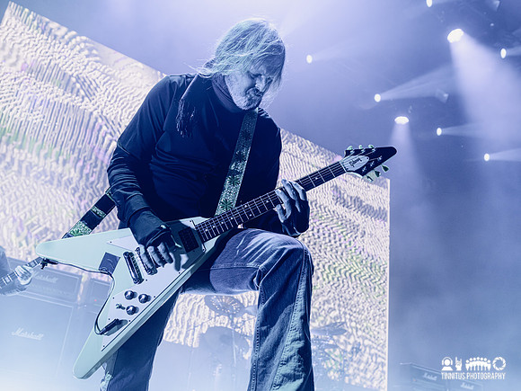 Acid Bath in concert