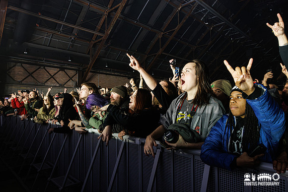 Acid Bath in concert
