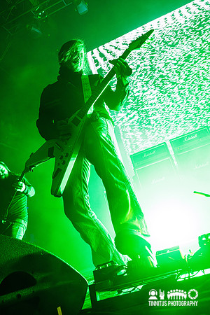 Acid Bath in concert